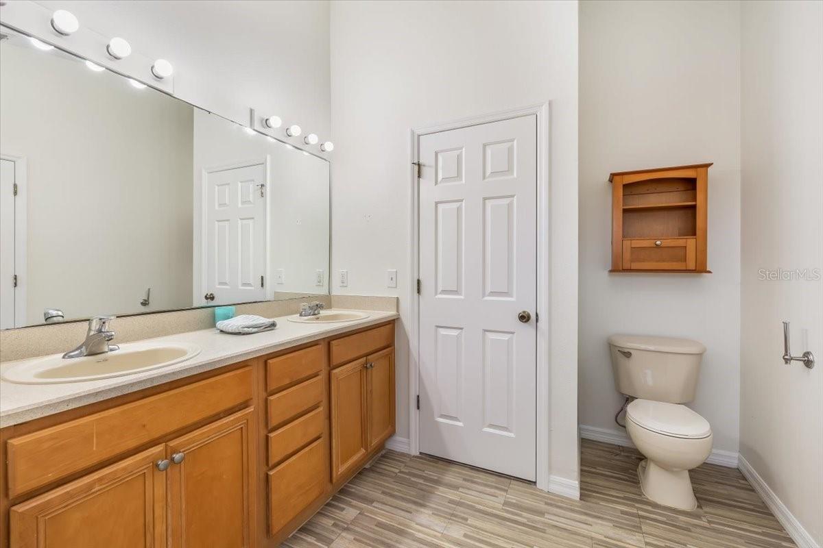 Image 30 of 56 For 4 Lake Charles Place