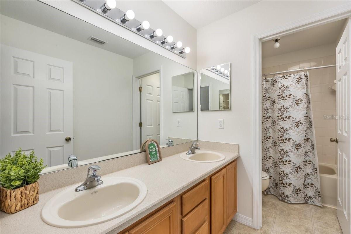 Image 31 of 56 For 4 Lake Charles Place