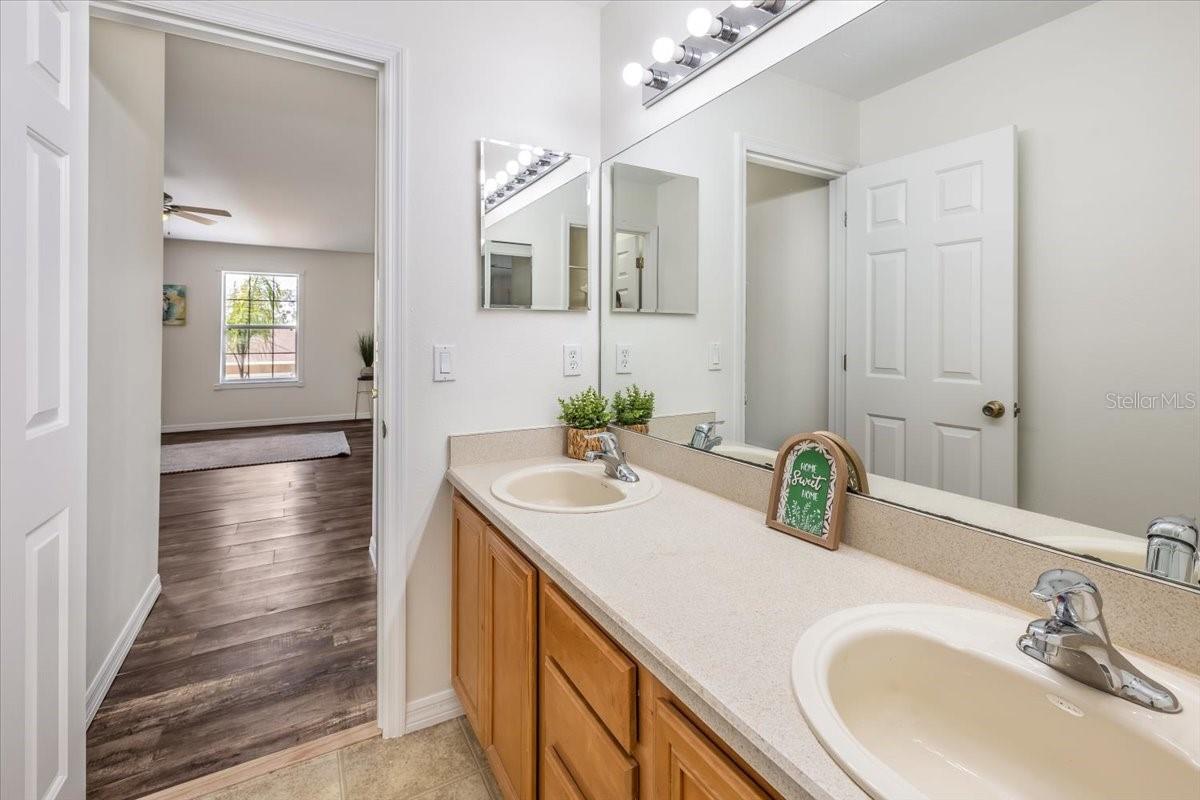 Image 32 of 56 For 4 Lake Charles Place