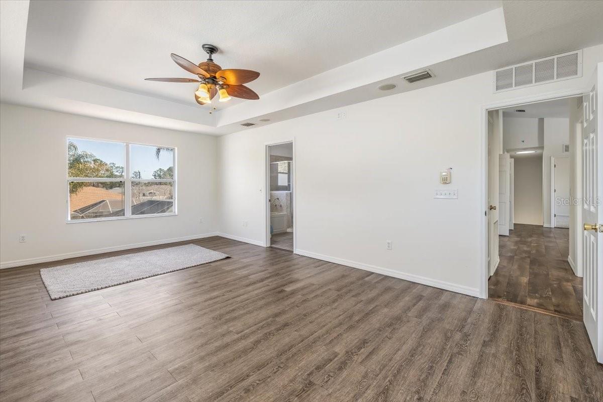 Image 39 of 56 For 4 Lake Charles Place