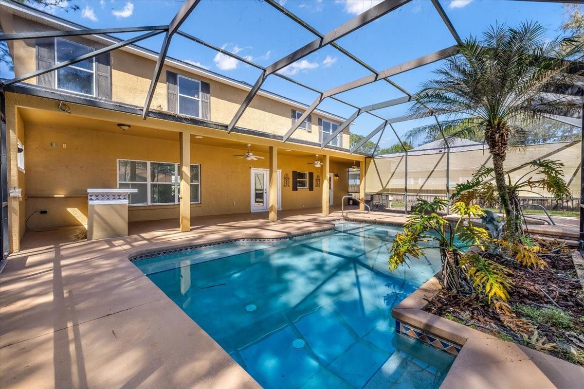 Image 7 of 56 For 4 Lake Charles Place