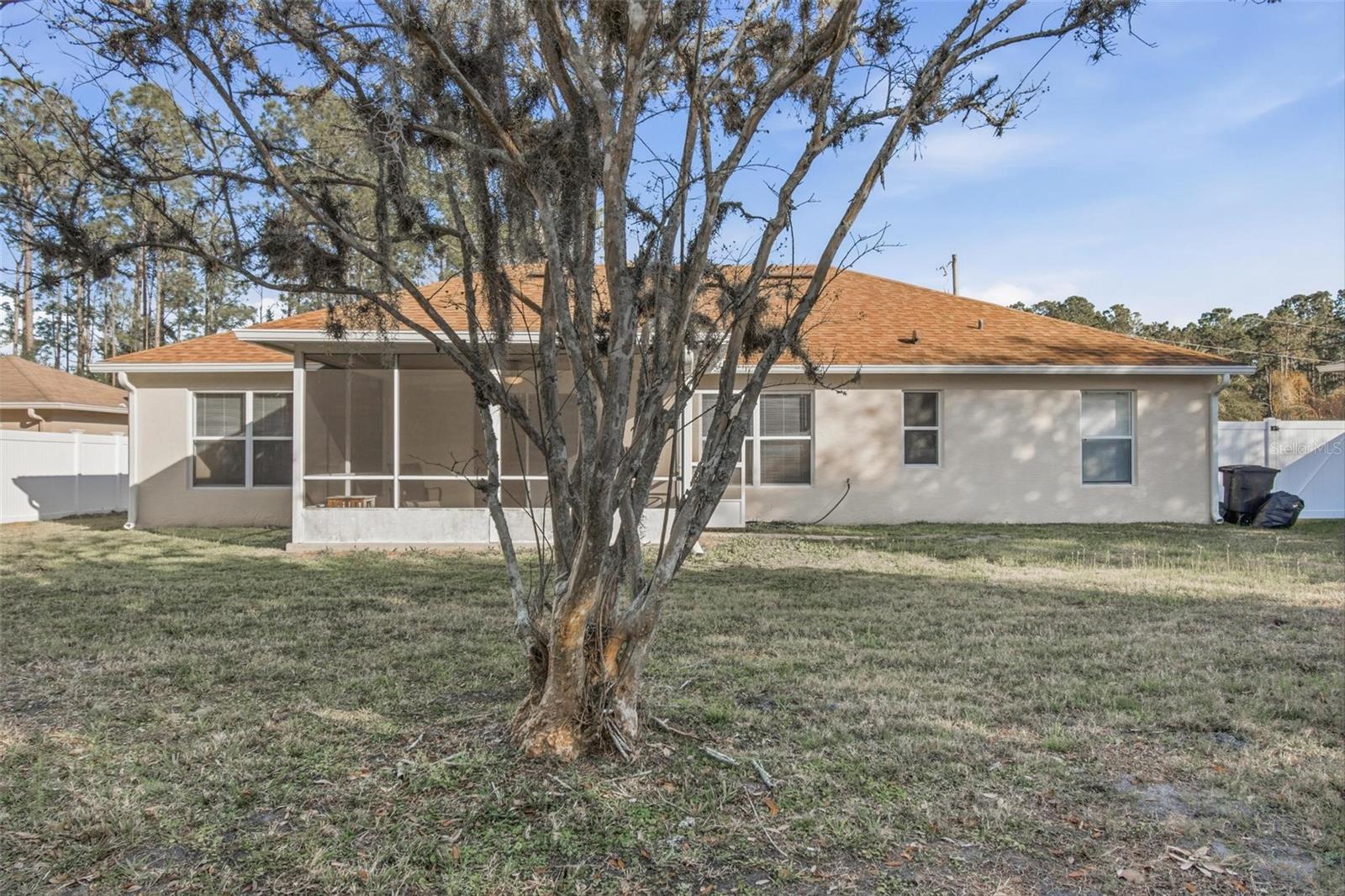 Image 37 of 38 For 4 Red Oak Place