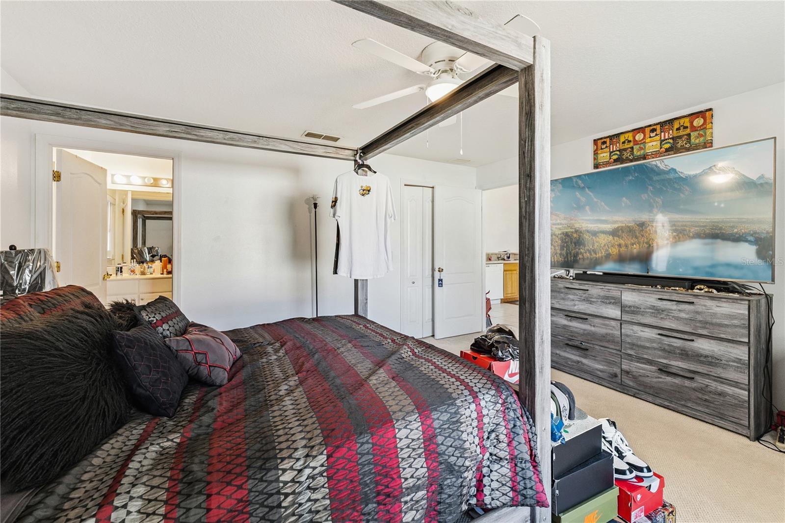 Image 10 of 22 For 16 Buttonwood Lane