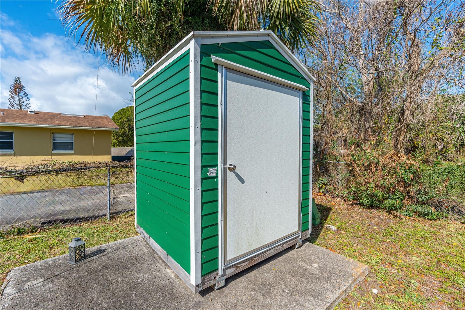 Image 14 of 37 For 808 Kathy Street