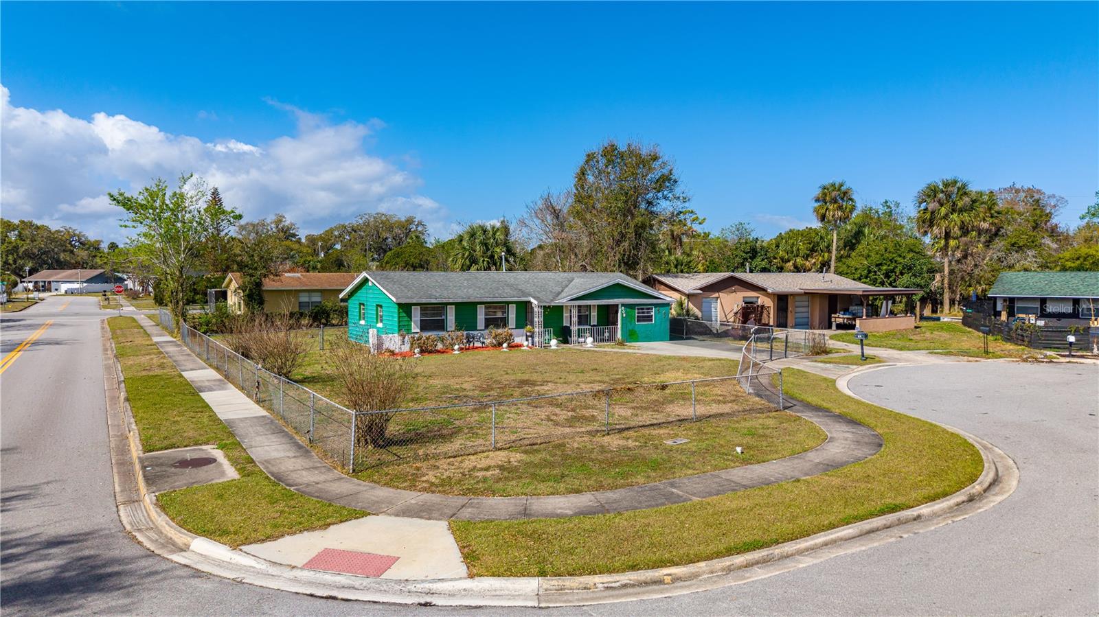 Image 32 of 37 For 808 Kathy Street