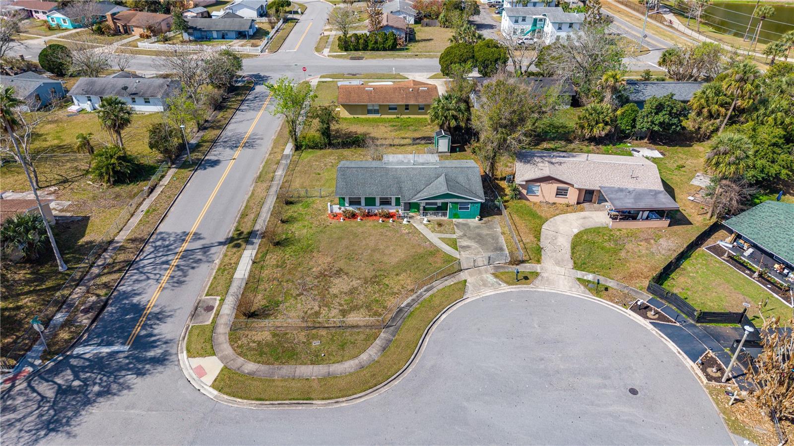 Image 33 of 37 For 808 Kathy Street