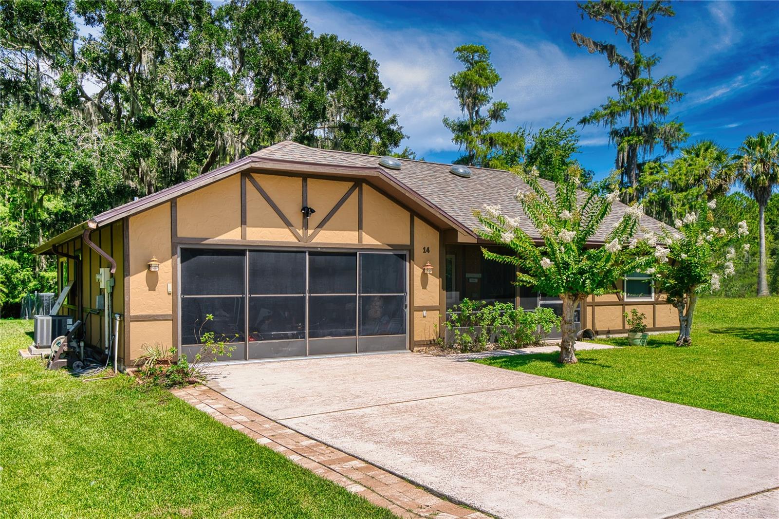 Details for 14 Black Oak Court, PALM COAST, FL 32137