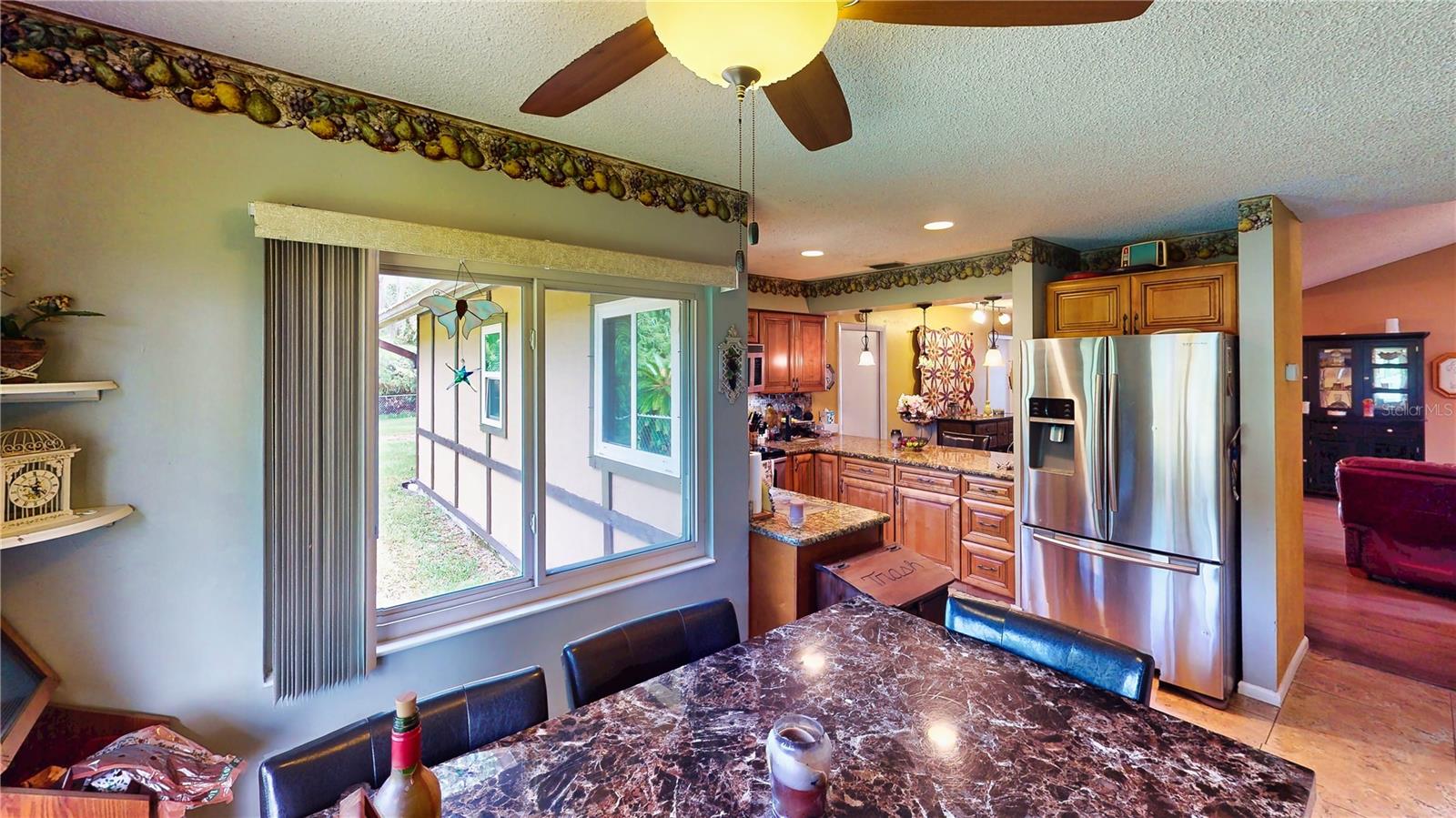 Image 13 of 62 For 14 Black Oak Court