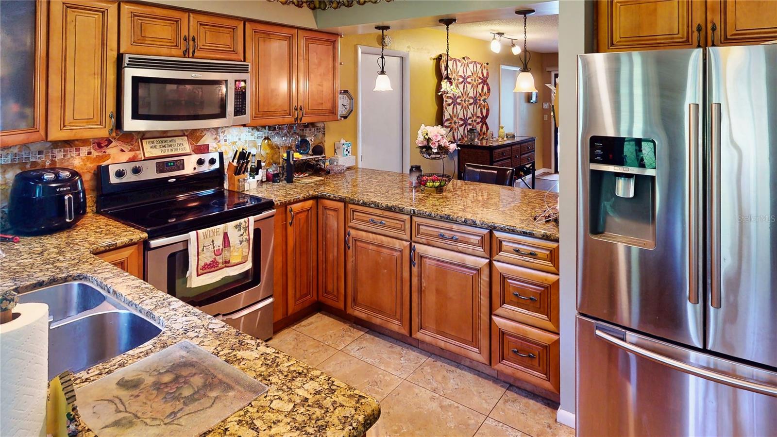 Image 14 of 62 For 14 Black Oak Court