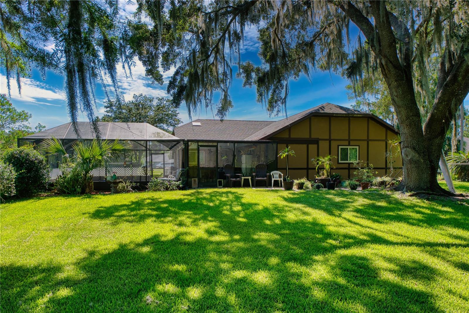 Image 31 of 62 For 14 Black Oak Court