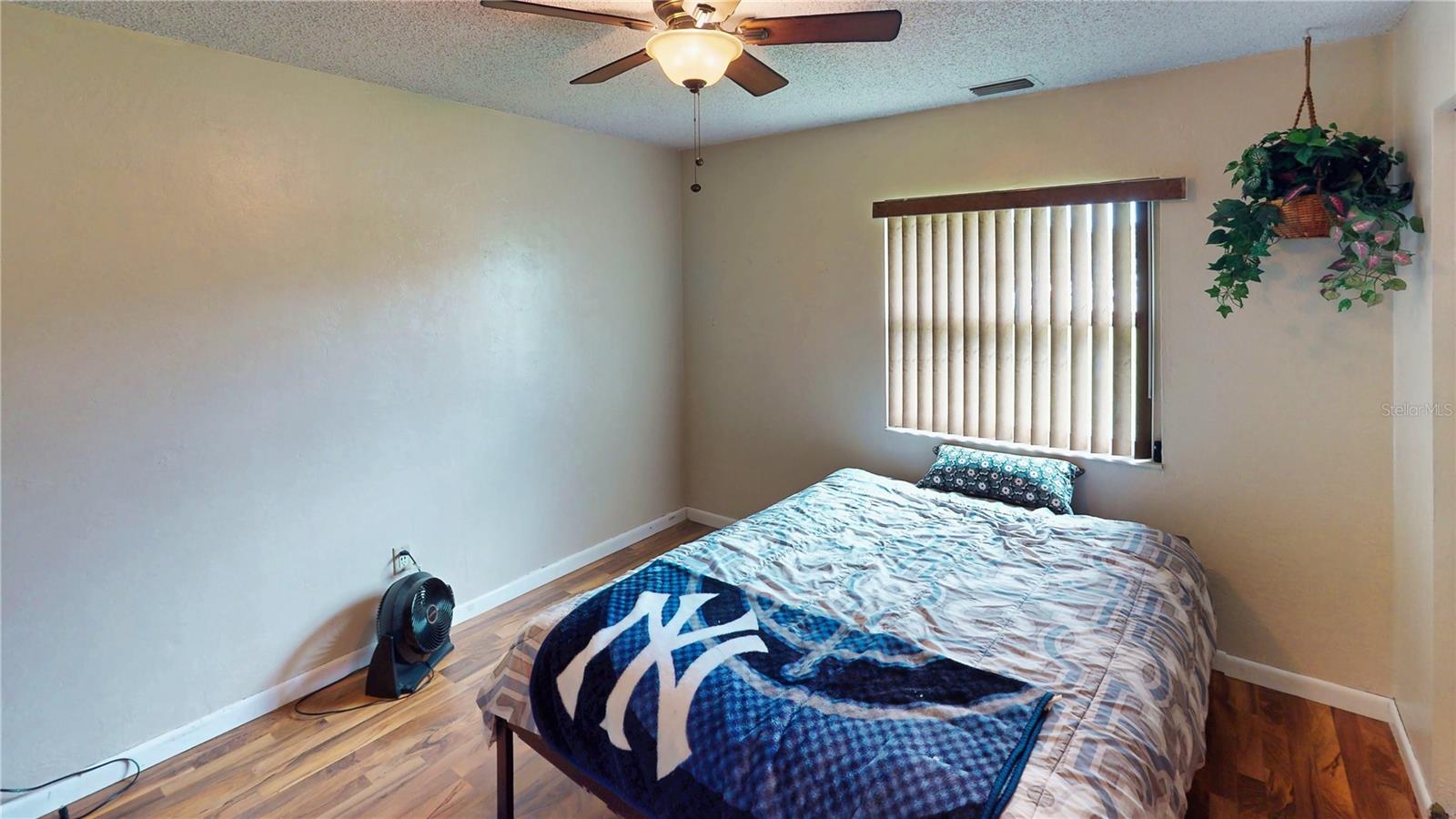 Image 41 of 62 For 14 Black Oak Court