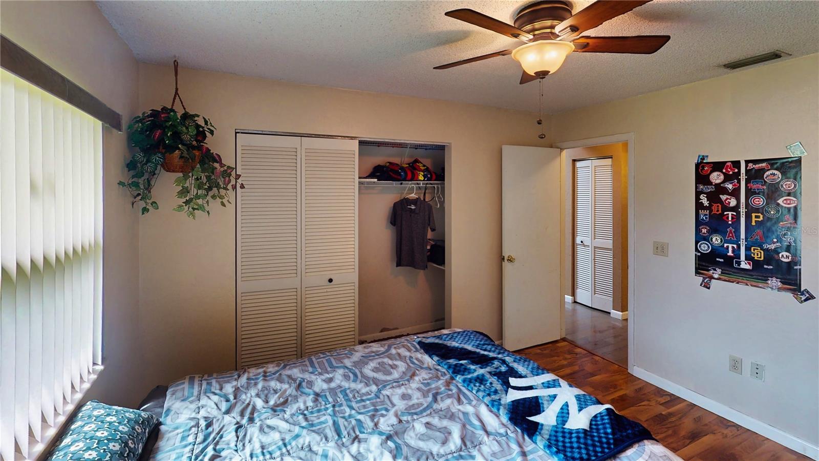 Image 42 of 62 For 14 Black Oak Court