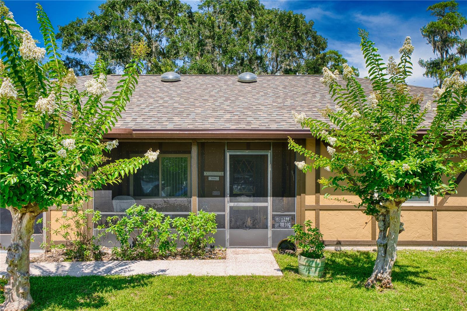 Image 5 of 62 For 14 Black Oak Court