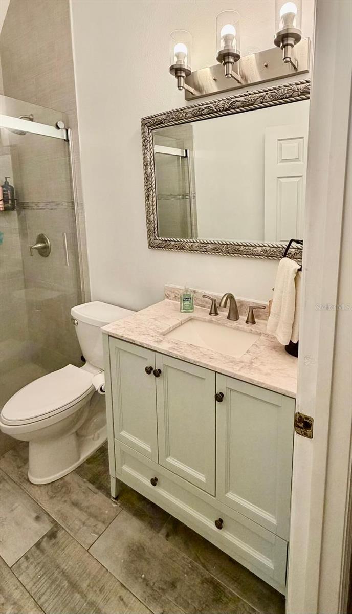 Image 41 of 49 For 7 Whitehall Court