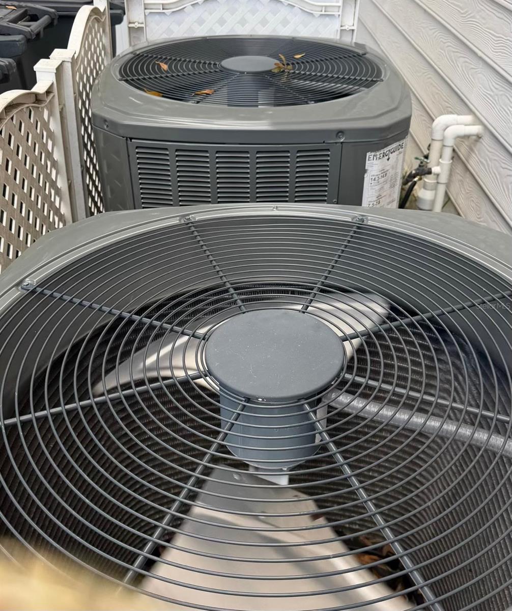 Image 47 of 49 For 7 Whitehall Court