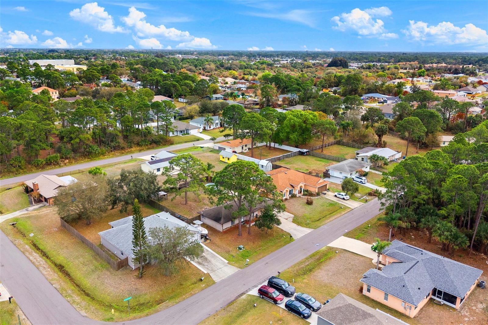 Image 20 of 23 For 408 Australian Road Nw