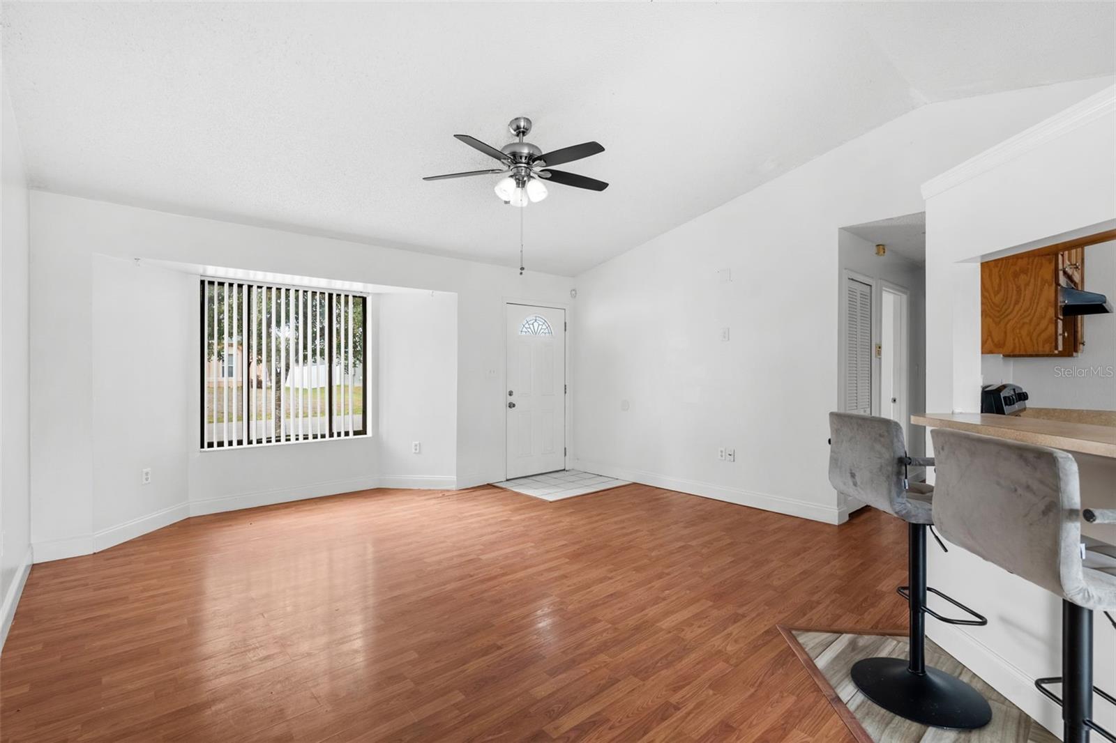 Image 3 of 23 For 408 Australian Road Nw