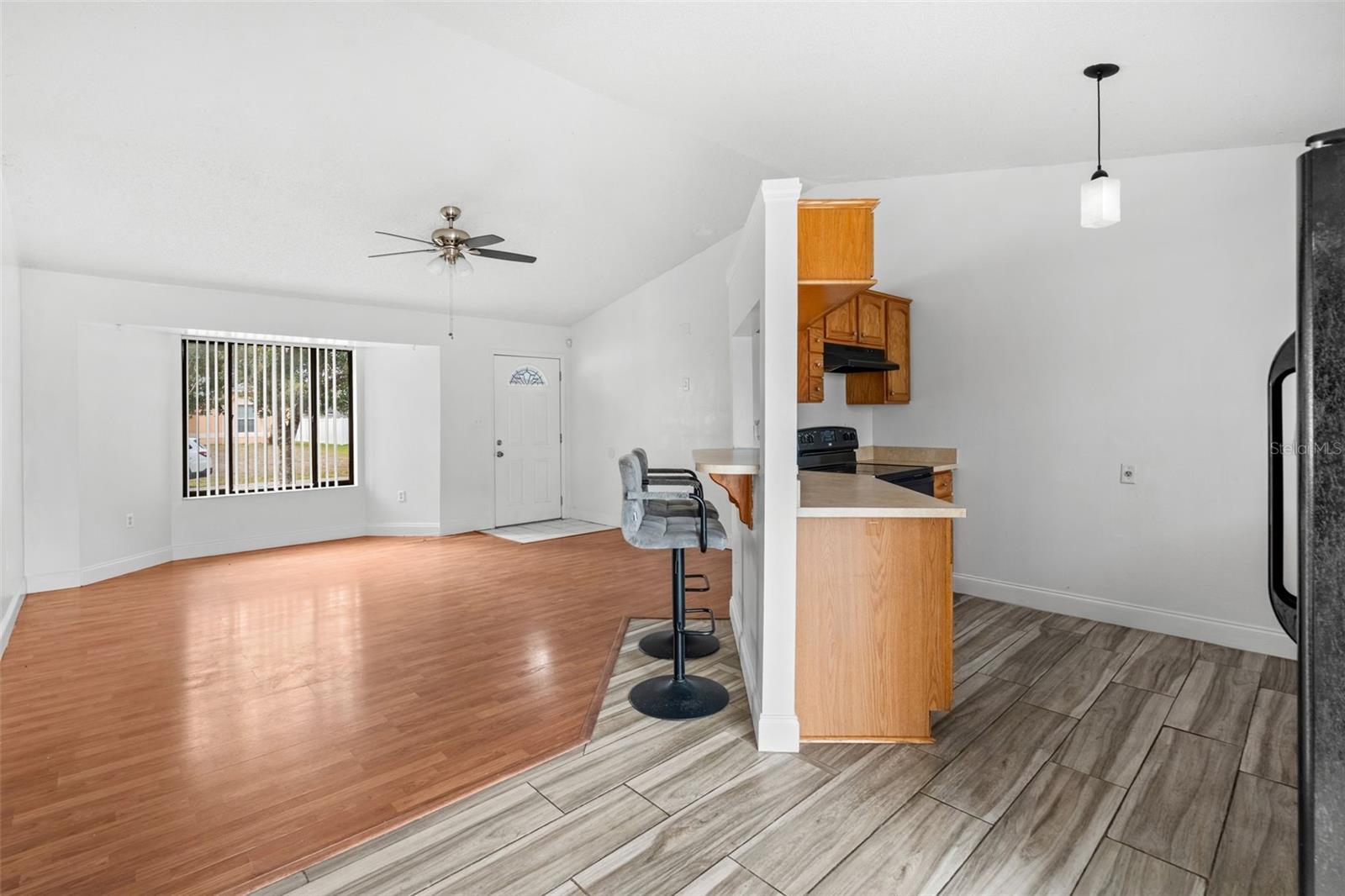 Image 6 of 23 For 408 Australian Road Nw