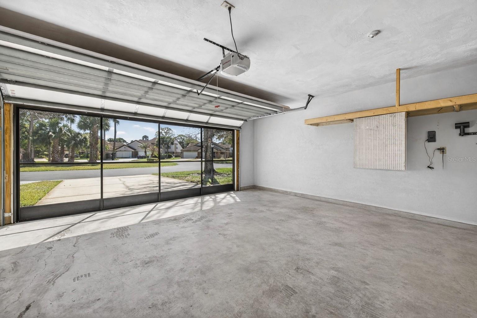 Image 24 of 65 For 128 Bermuda Petrel Court