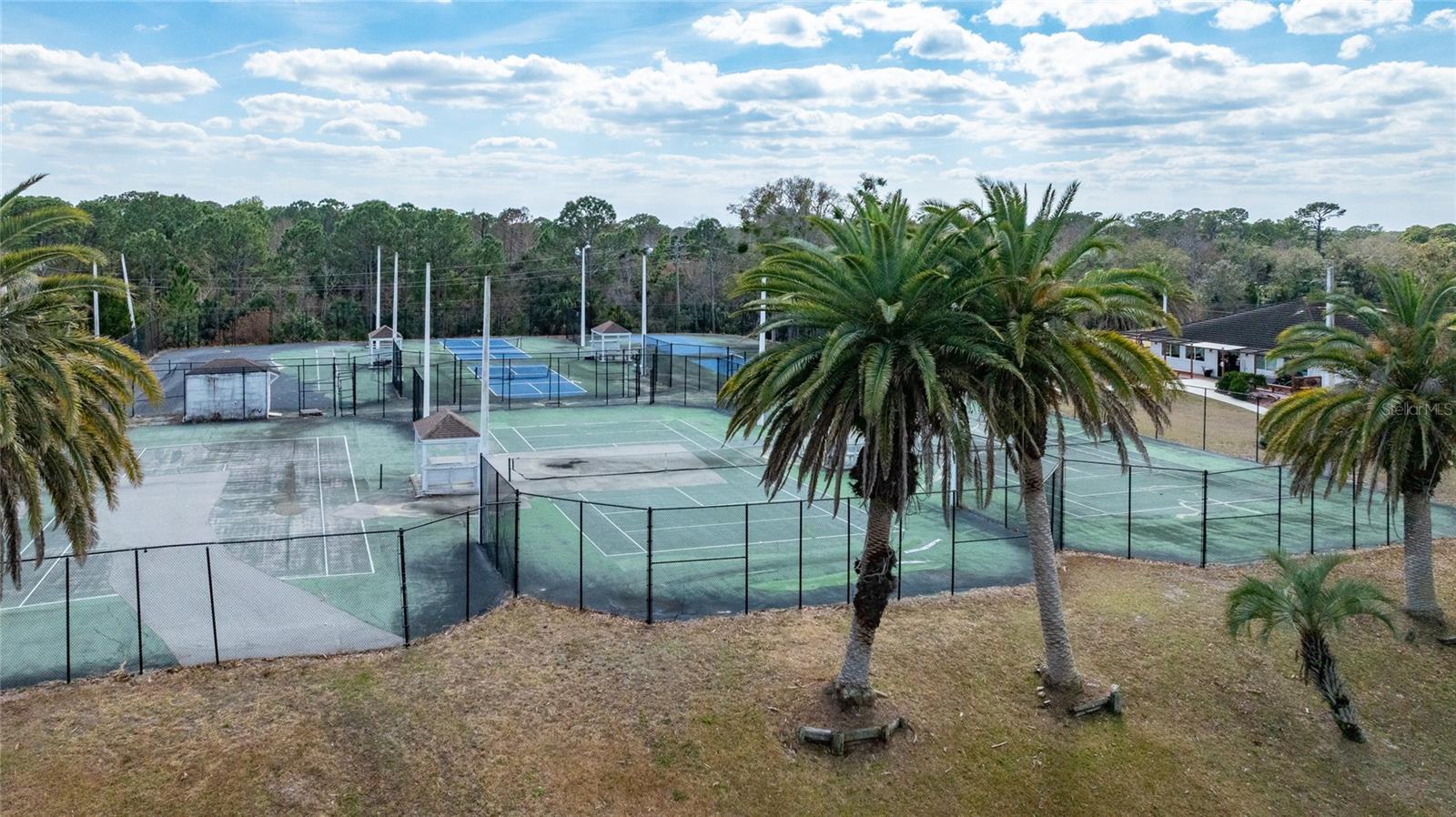 Image 43 of 65 For 128 Bermuda Petrel Court