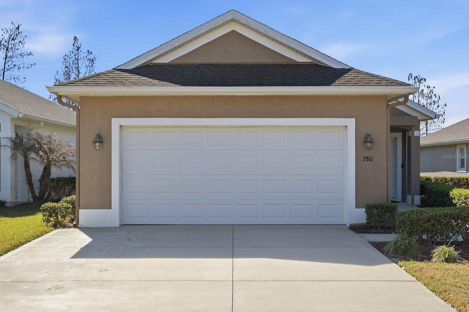 Image 2 of 44 For 280 Catriona Drive