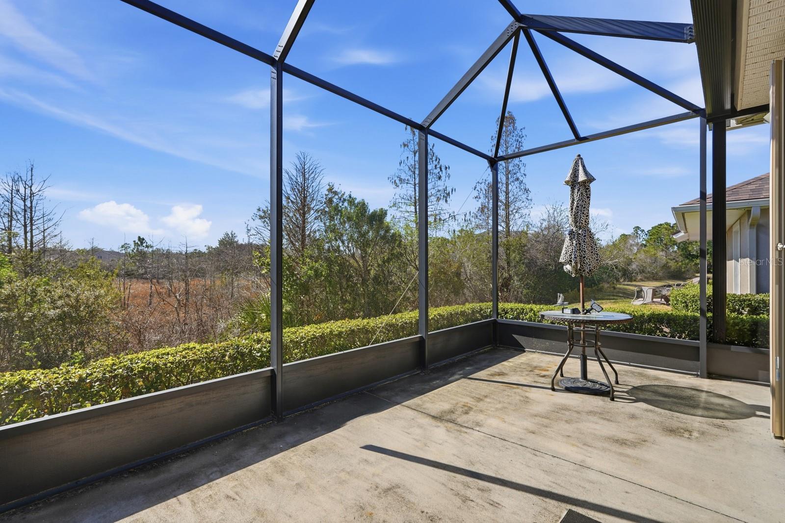 Image 23 of 44 For 280 Catriona Drive