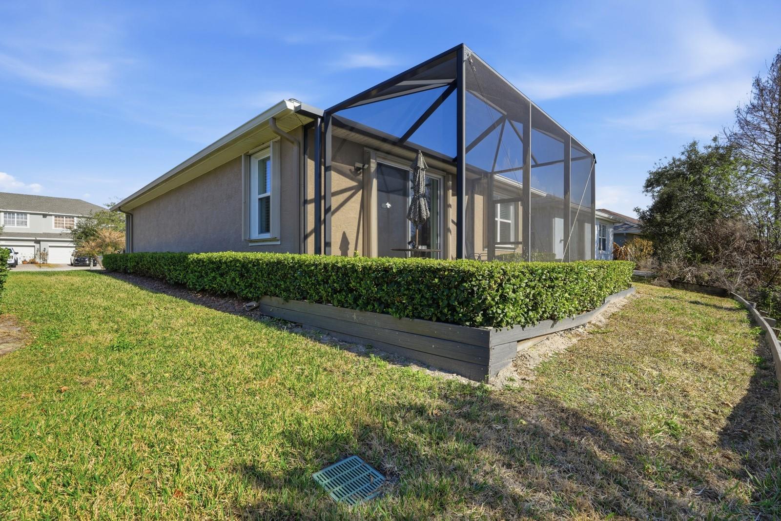 Image 25 of 44 For 280 Catriona Drive