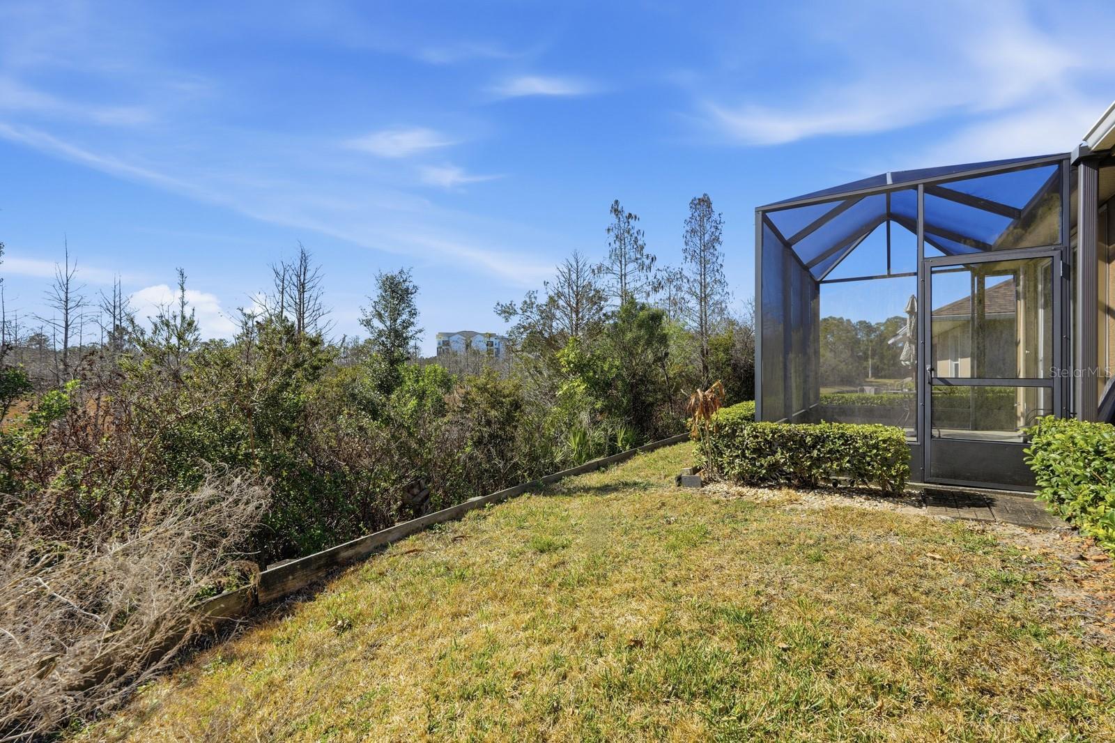 Image 27 of 44 For 280 Catriona Drive