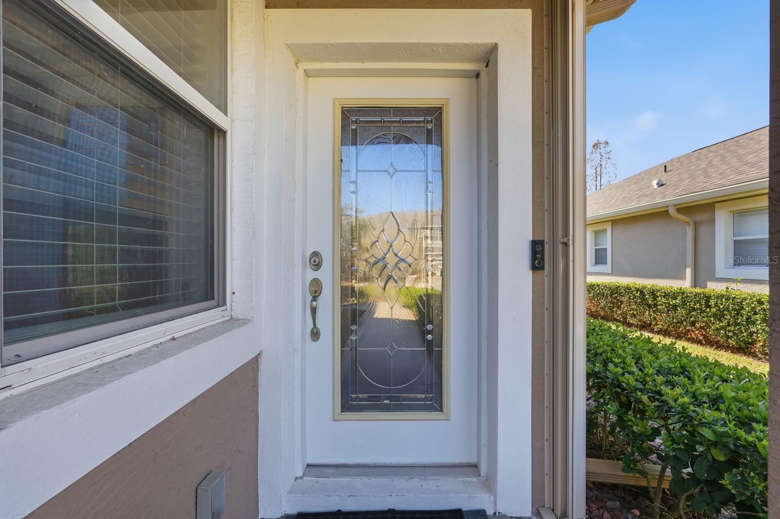 Image 3 of 44 For 280 Catriona Drive