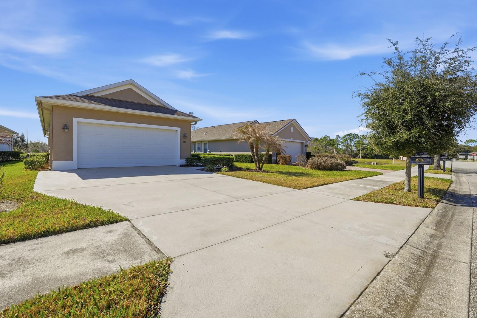 Image 41 of 44 For 280 Catriona Drive