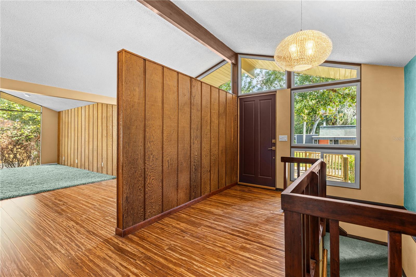 Image 10 of 68 For 32 Pebble Beach Drive