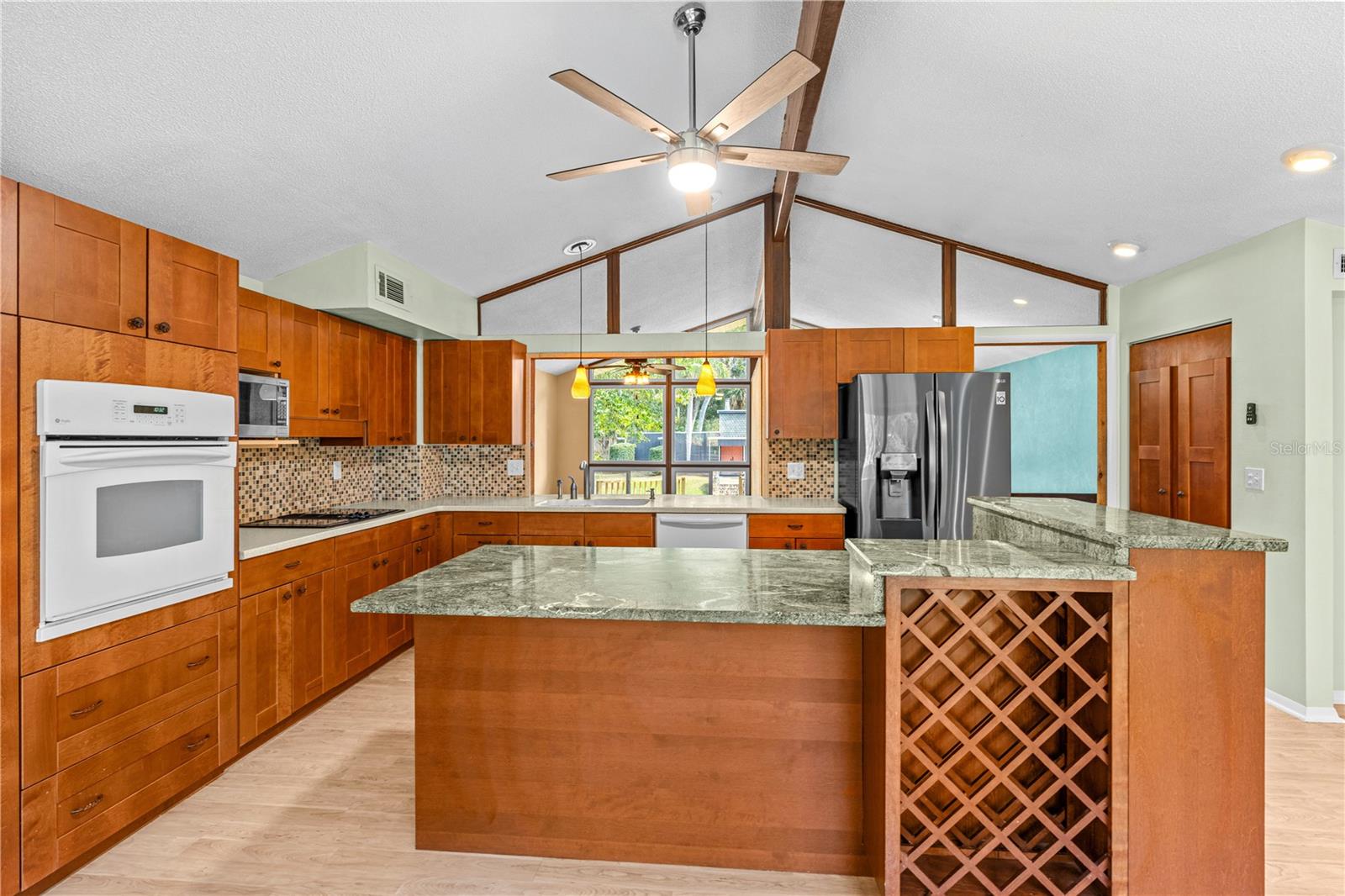 Image 18 of 68 For 32 Pebble Beach Drive