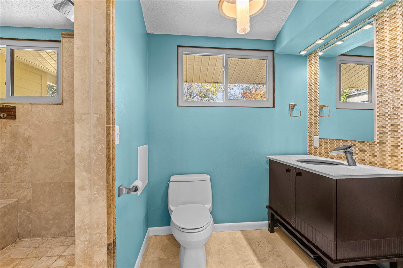 Image 32 of 68 For 32 Pebble Beach Drive