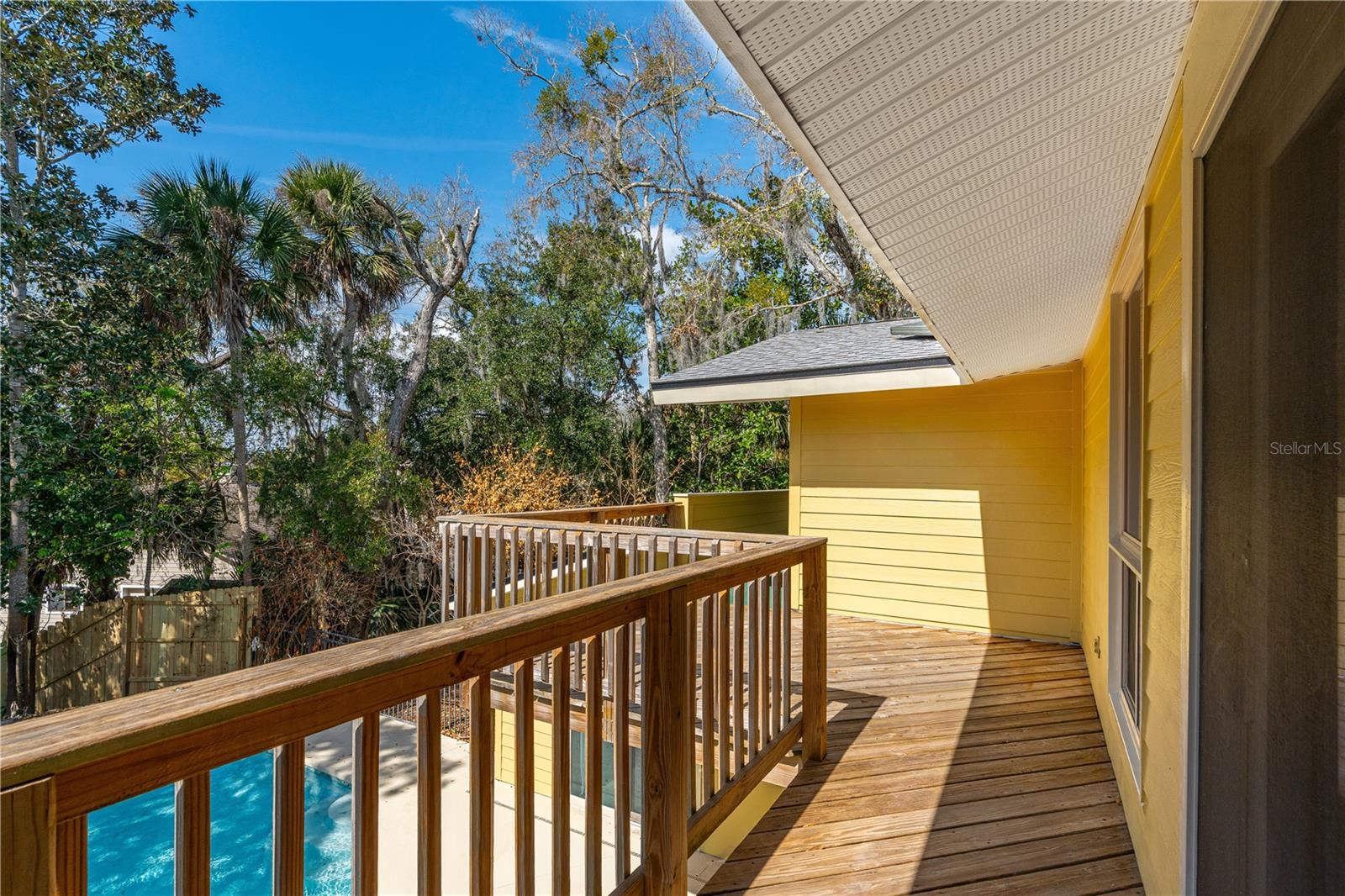 Image 36 of 68 For 32 Pebble Beach Drive