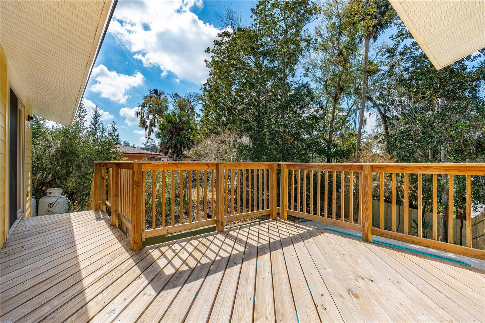 Image 38 of 68 For 32 Pebble Beach Drive