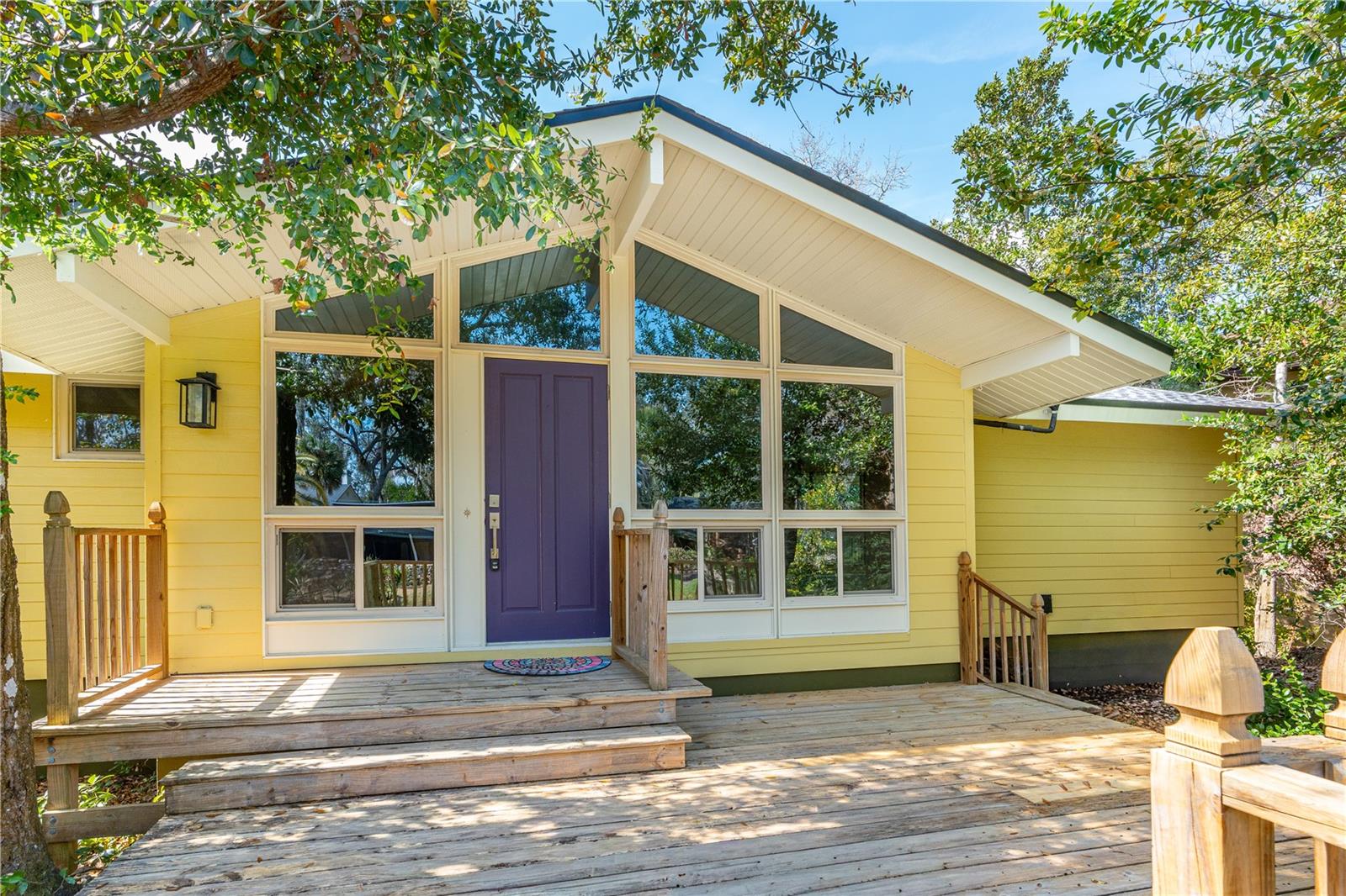 Image 9 of 68 For 32 Pebble Beach Drive