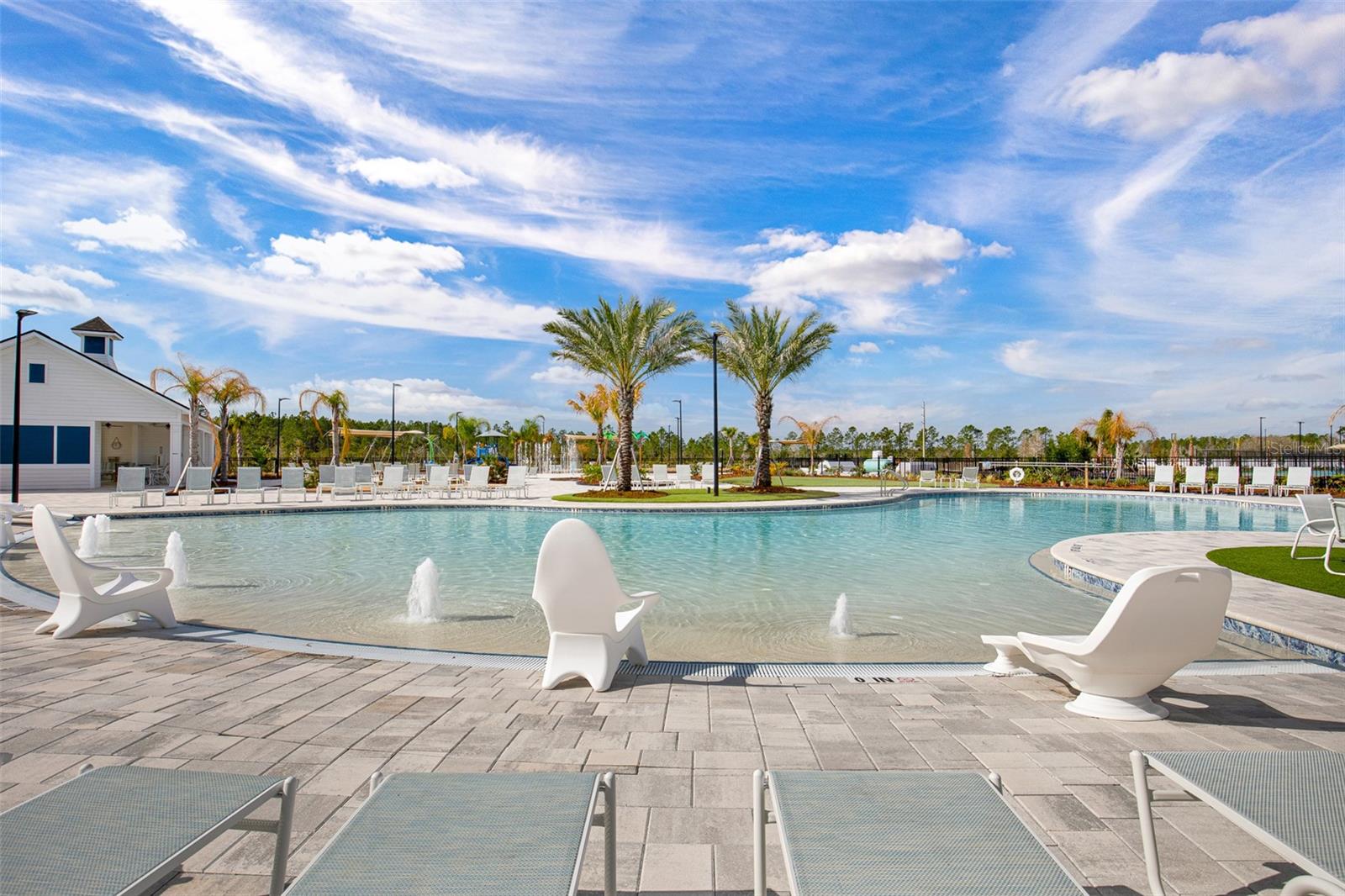 Image 47 of 71 For 2 Springwood Drive