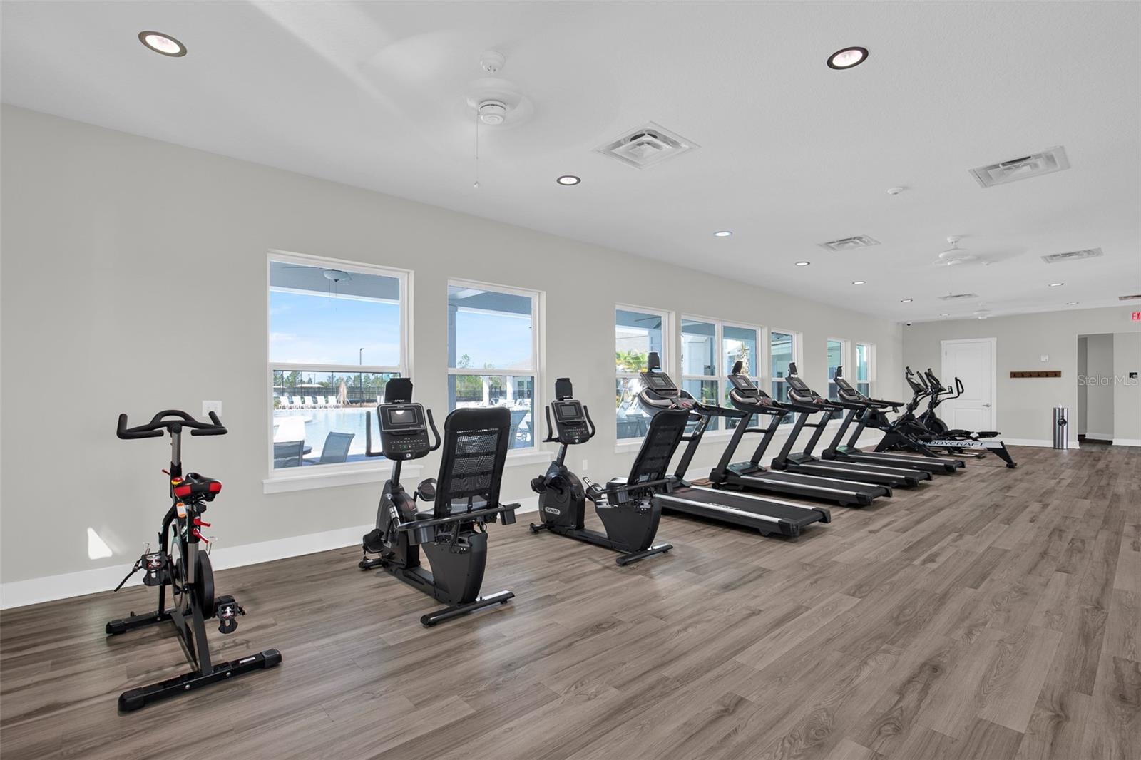 Image 62 of 71 For 2 Springwood Drive