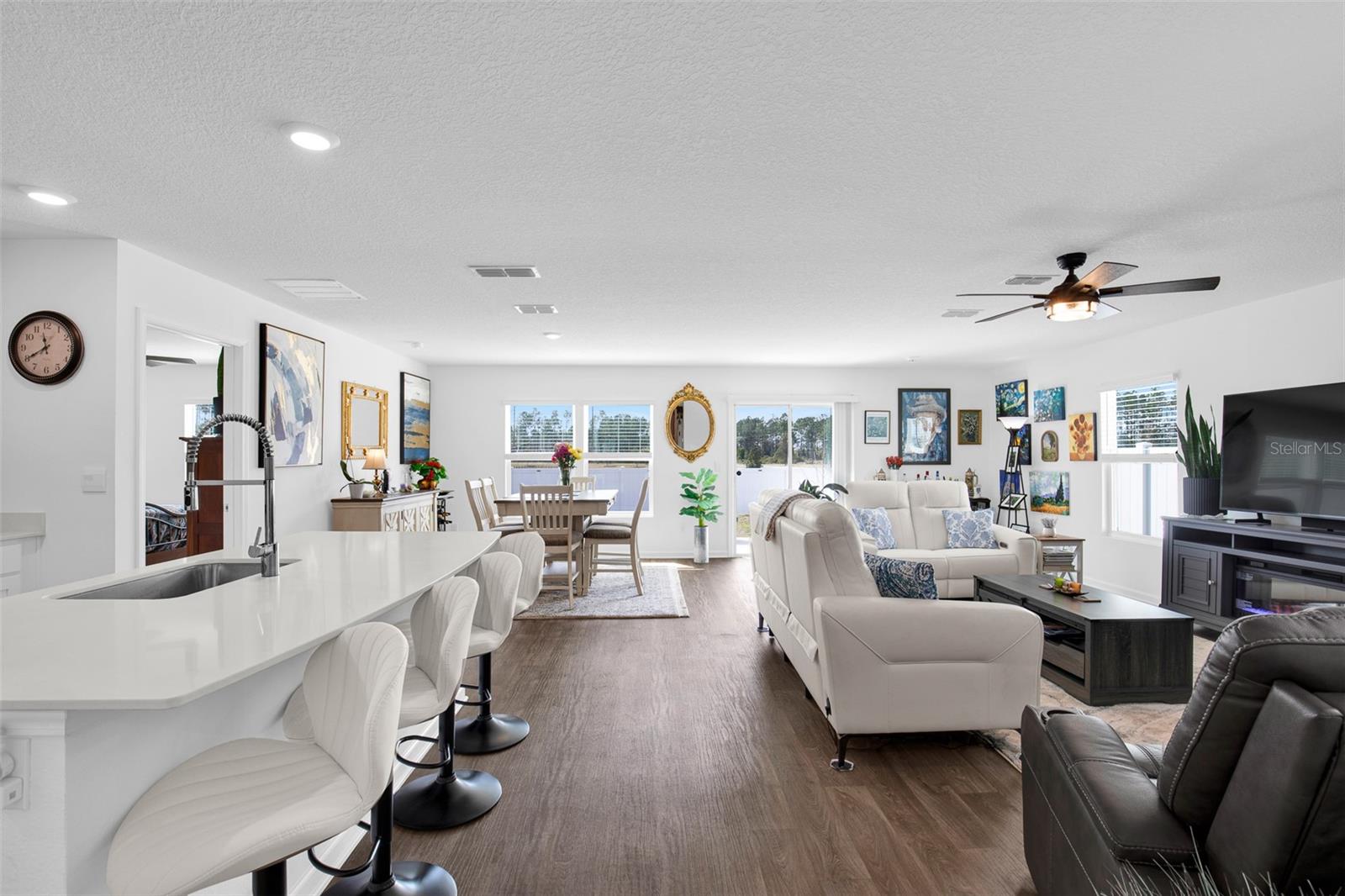 Image 9 of 71 For 2 Springwood Drive