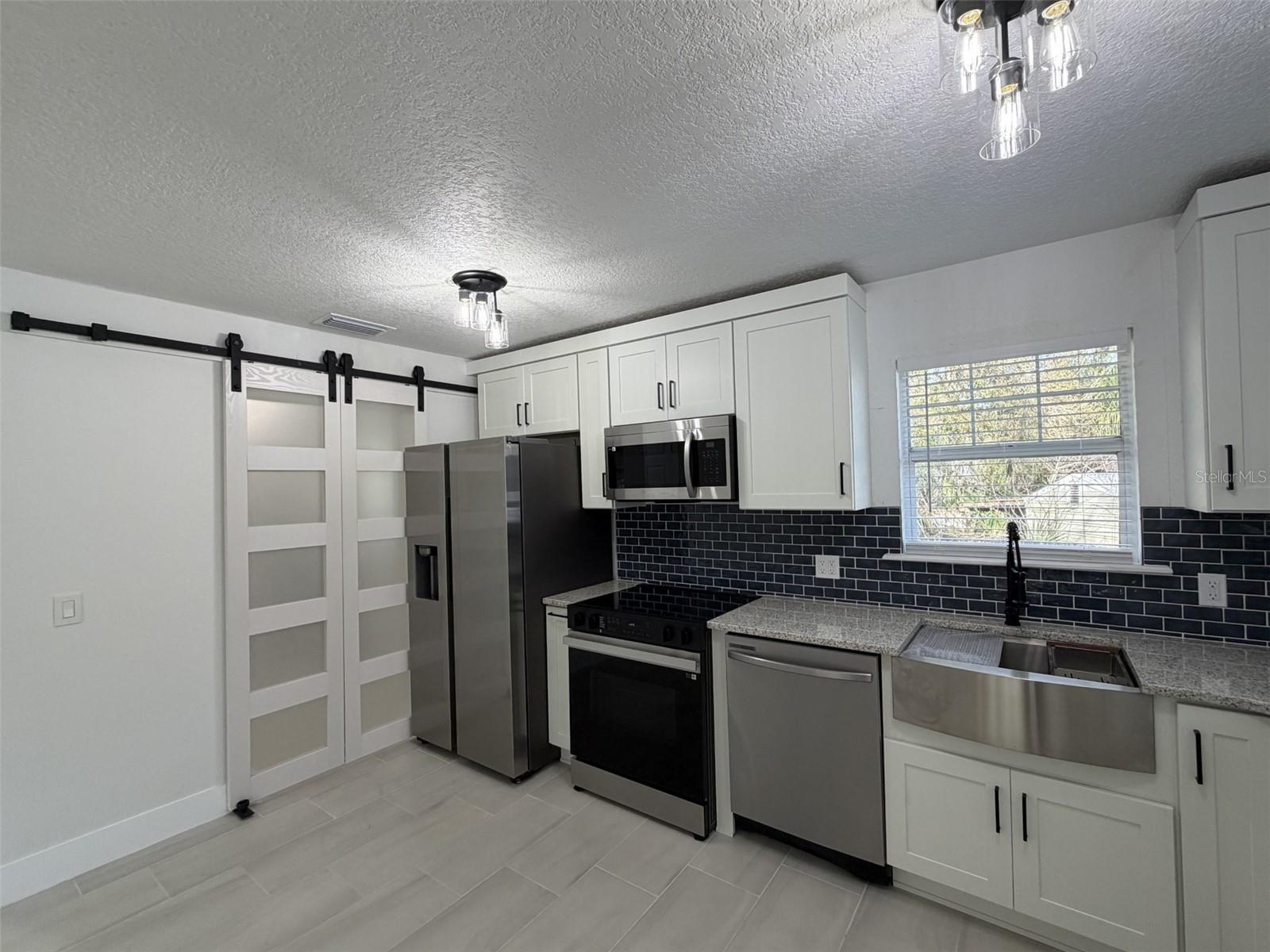 Image 5 of 52 For 3130 County Rd 13