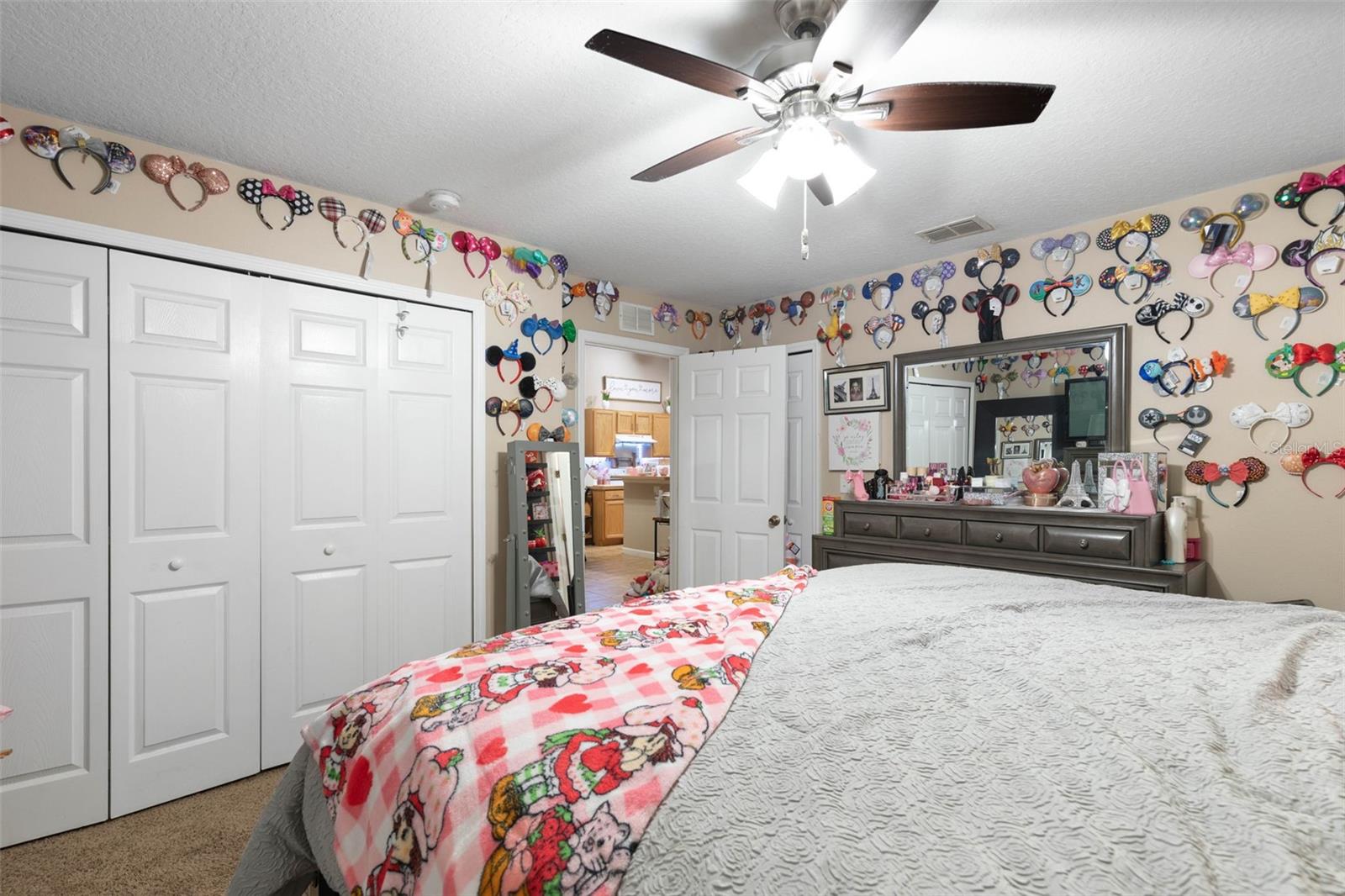 Image 16 of 36 For 18 Regina Lane A & B