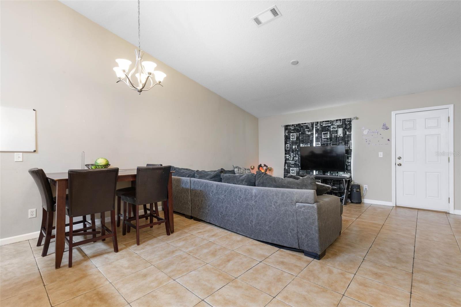 Image 21 of 36 For 18 Regina Lane A & B