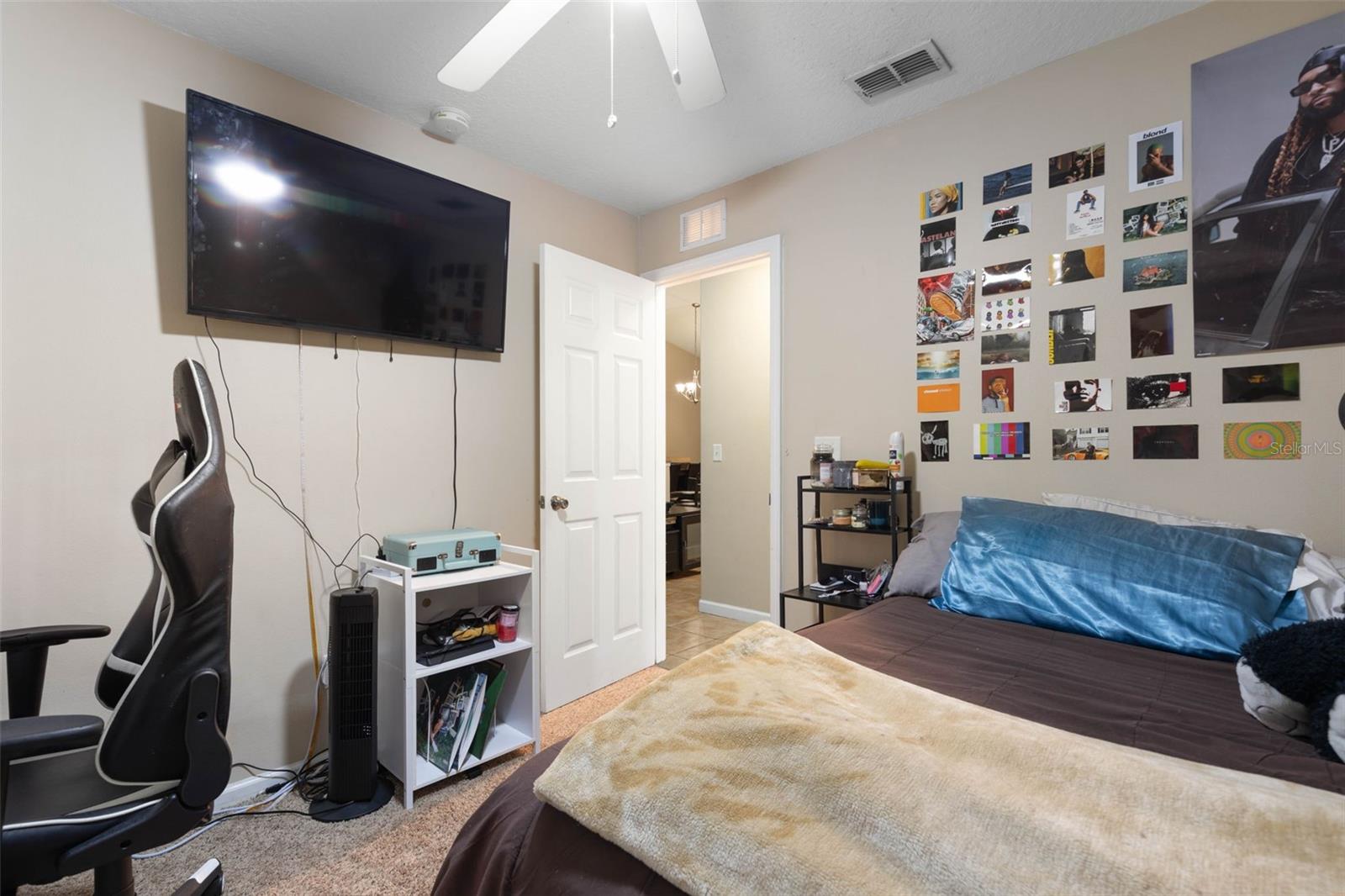 Image 28 of 36 For 18 Regina Lane A & B