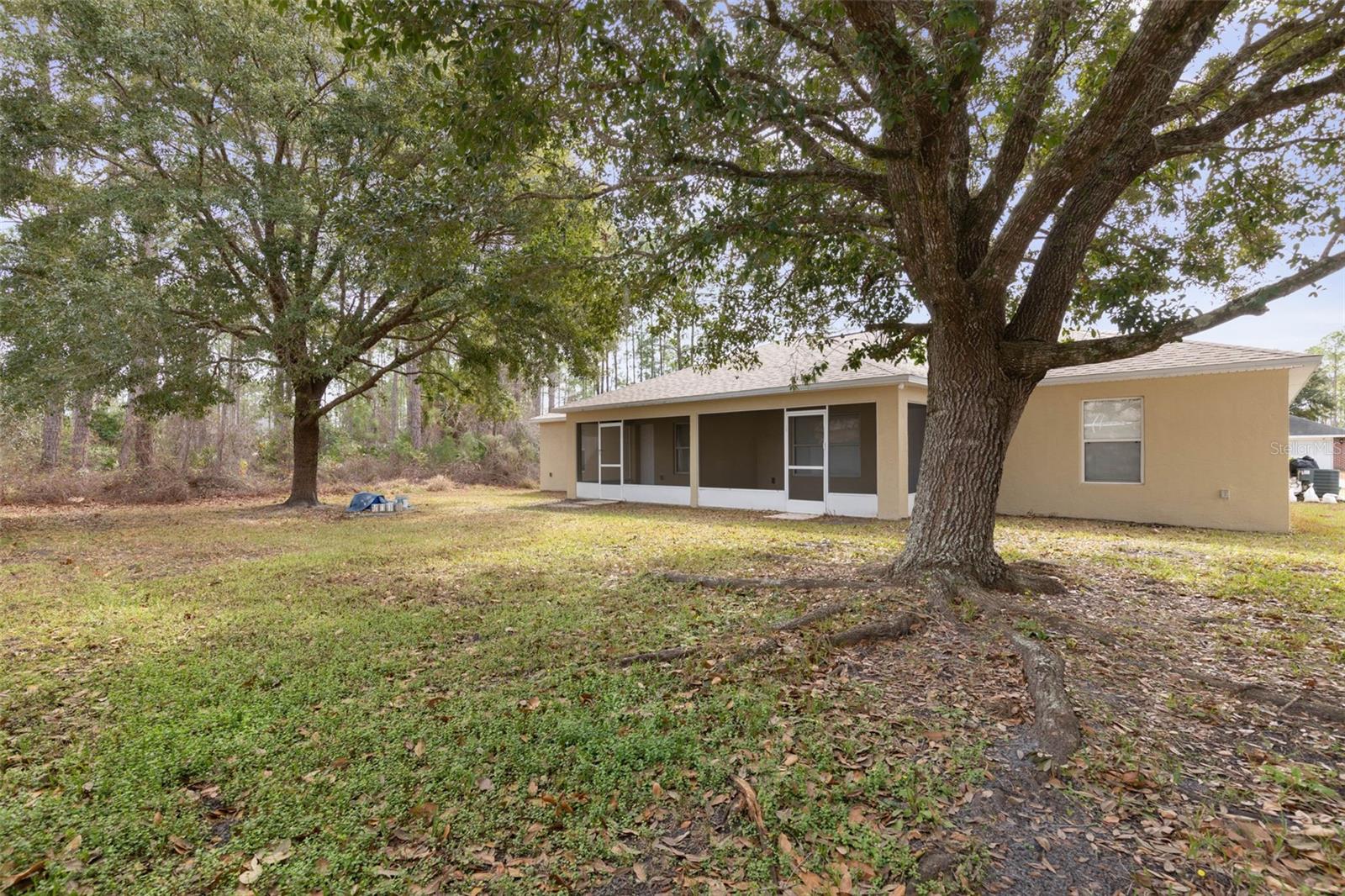 Image 34 of 36 For 18 Regina Lane A & B