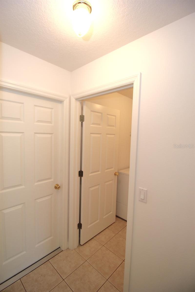 Image 19 of 27 For 4 Whee Place