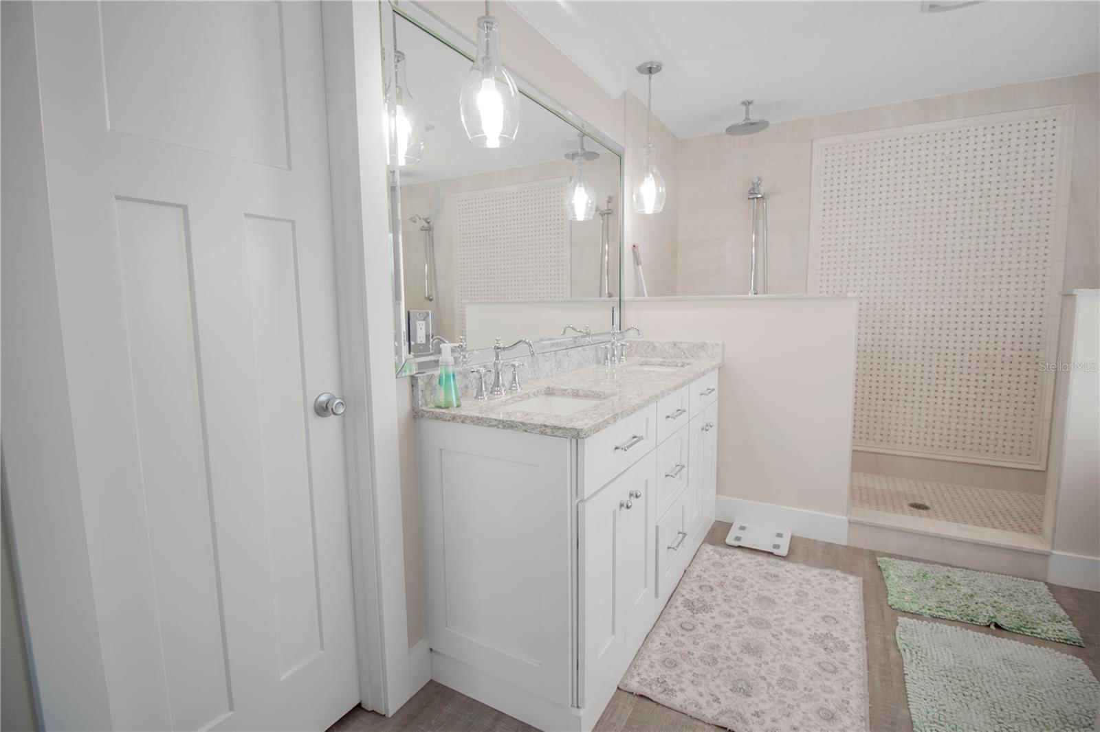 Image 23 of 32 For 2614 Ocean Shore Boulevard