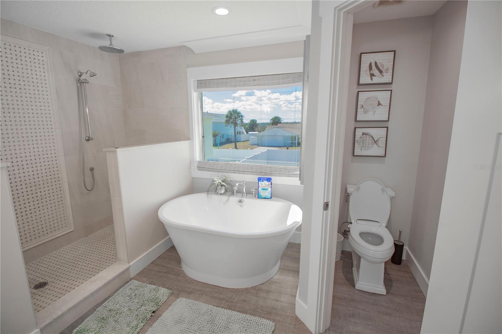 Image 25 of 32 For 2614 Ocean Shore Boulevard