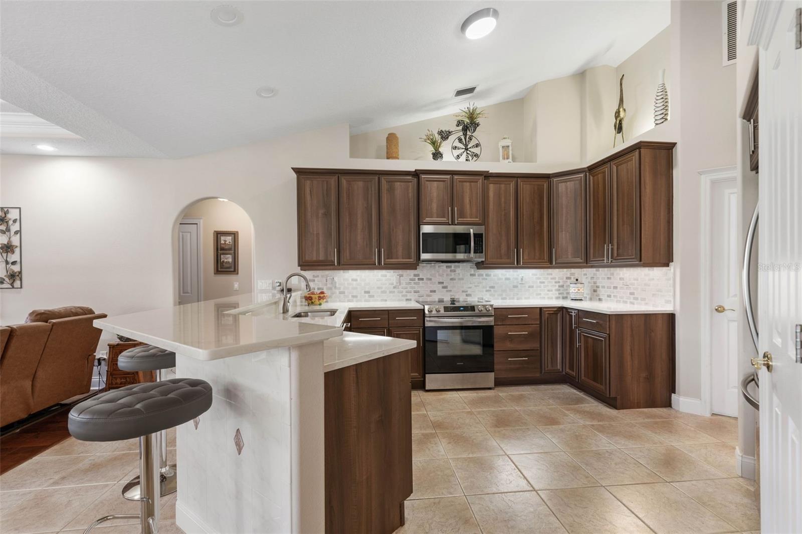 Image 11 of 54 For 34 Lagare Street