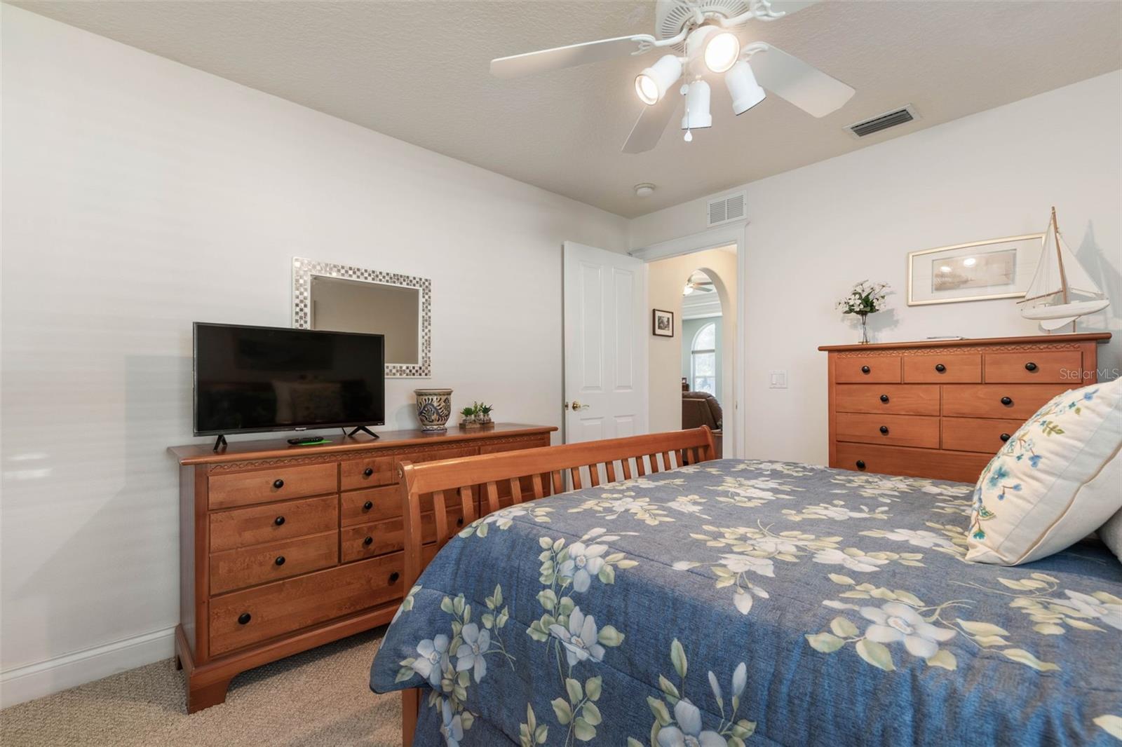 Image 32 of 54 For 34 Lagare Street