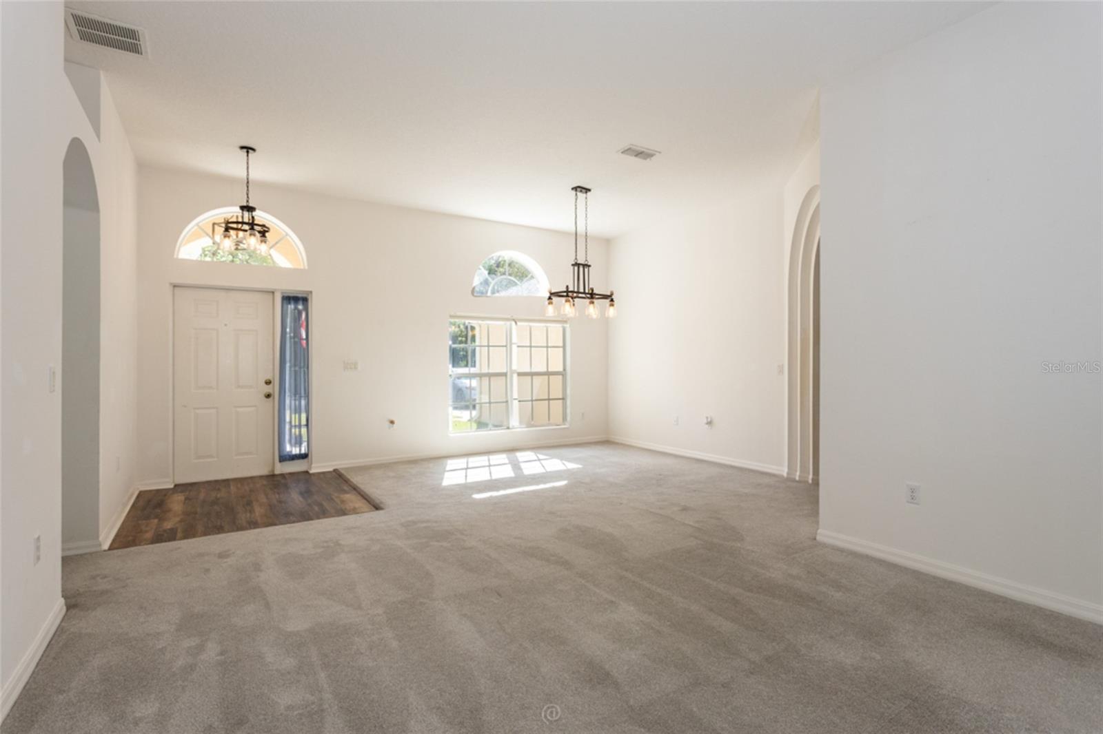 Image 15 of 49 For 65 Blare Drive